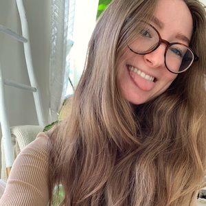 Meet your Posher, Norah